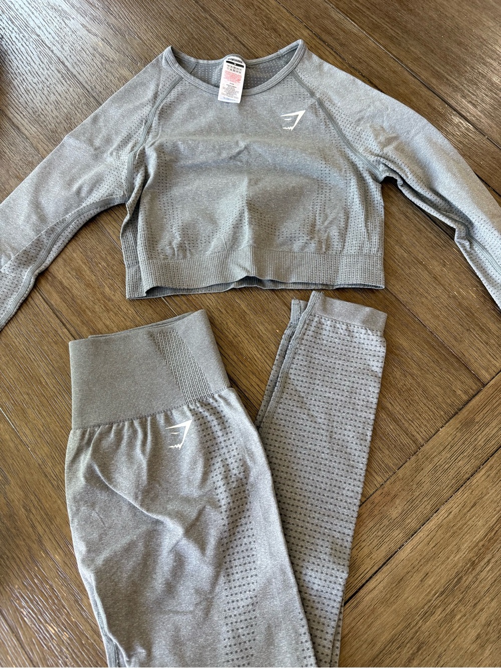Gymshark Kids Light Gray Seamless Leggings & Crop Top Set